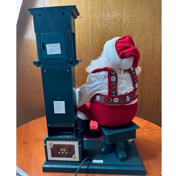 Holiday Creations 1994 - Anamatronic Santa Reading "The Night Before Christmas" - Picture 2 of 10